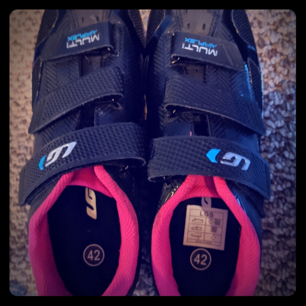 Garneau multi airflex cycling shoes (~size 10)